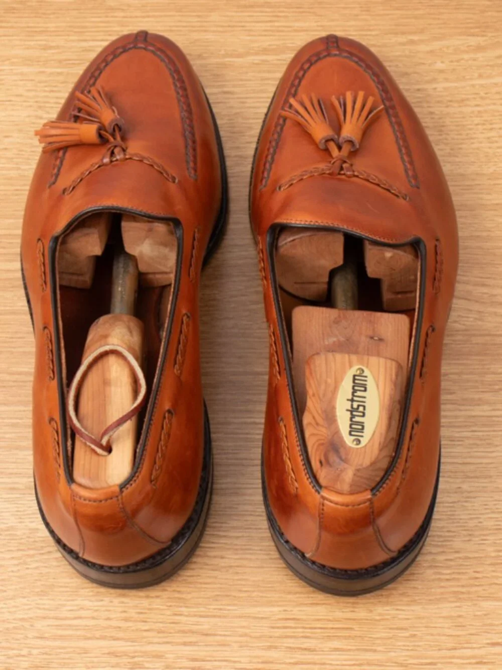 Allen Edmonds Pembroke Shoes Men's 9.5 E Walnut Brown Leather